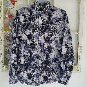H&M Leaf Pattern Print Long Sleeve Size Small